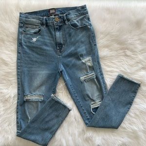 BDG High rise cropped jeans Size 27